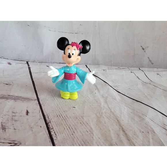 Vintage Disney Epcot Center Geisha Minnie Mouse Toy Figurine - Picture 1 of 5